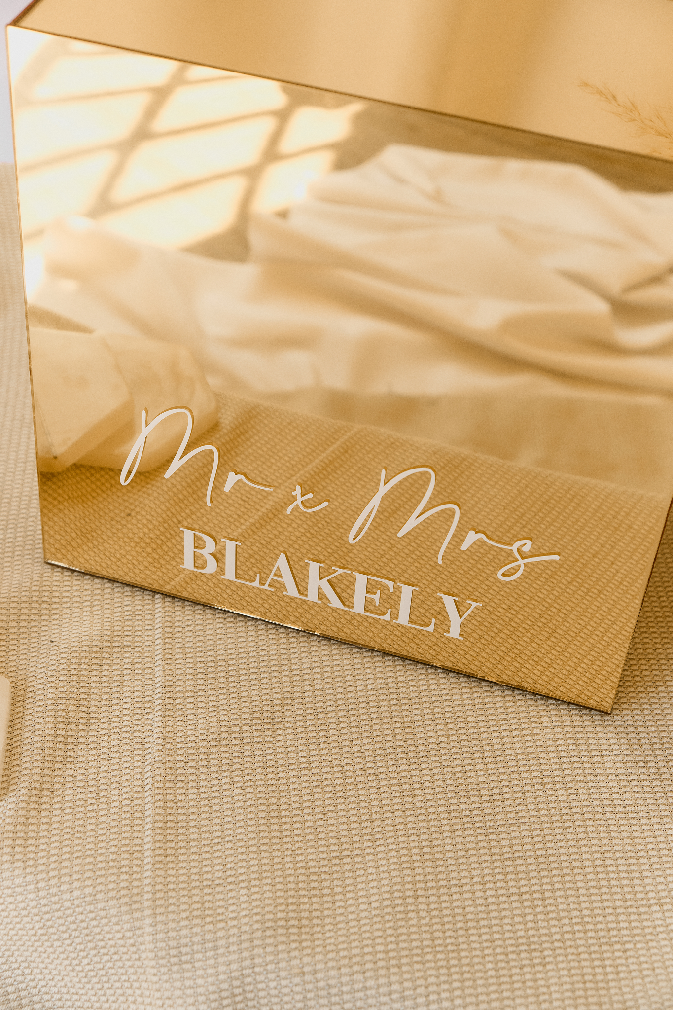 Acrylic Envelope Box