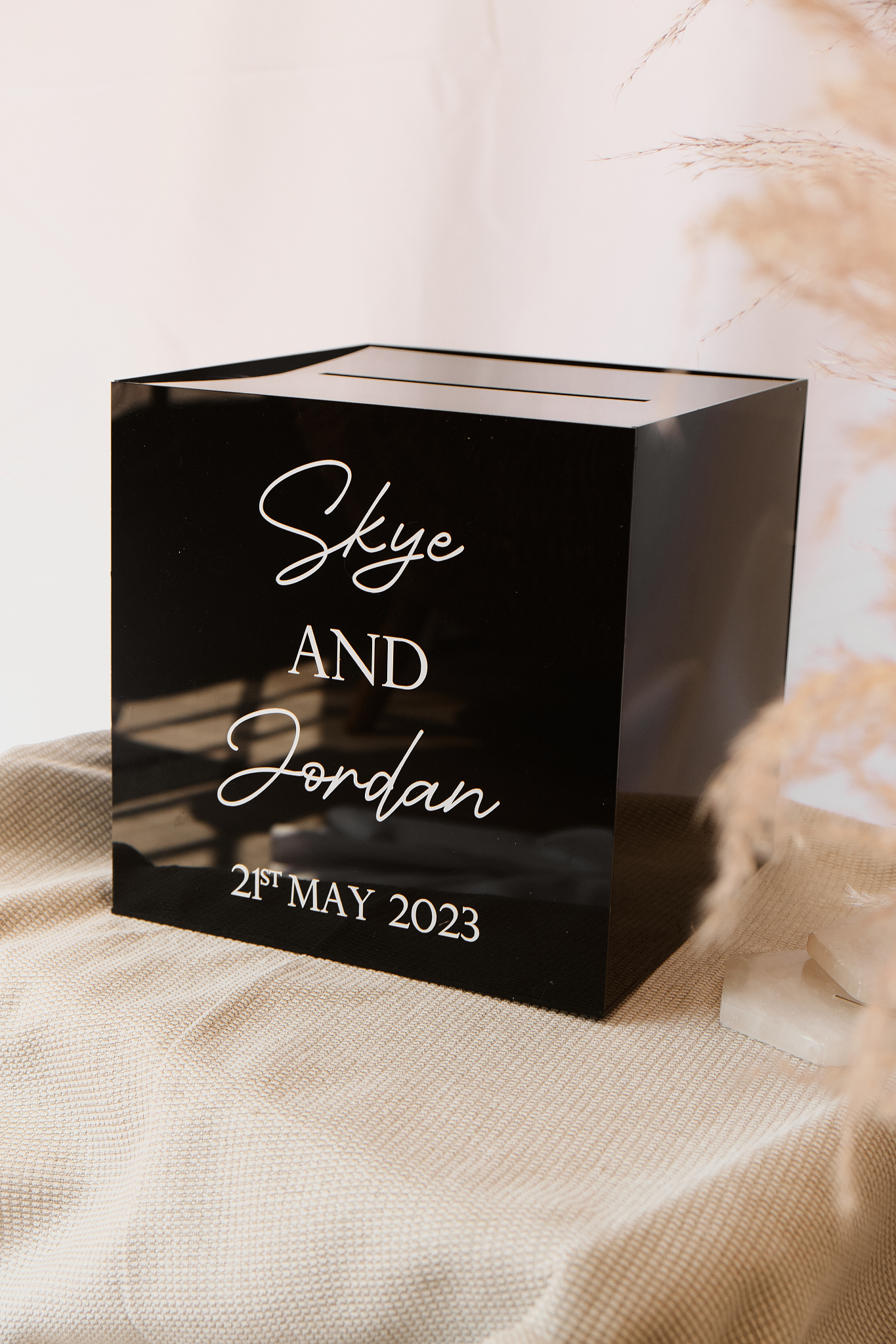 Acrylic Envelope Box