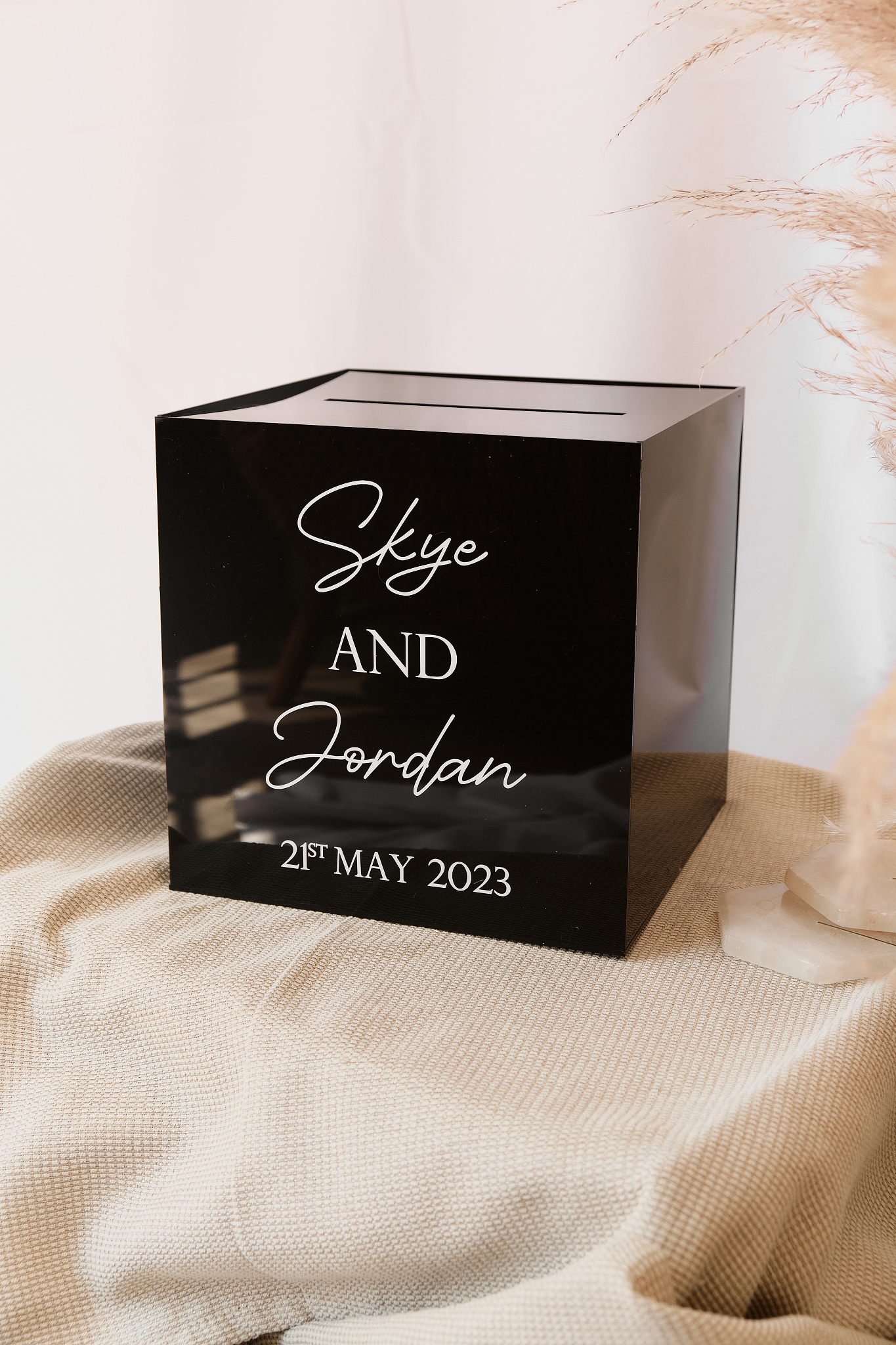 Acrylic Envelope Box